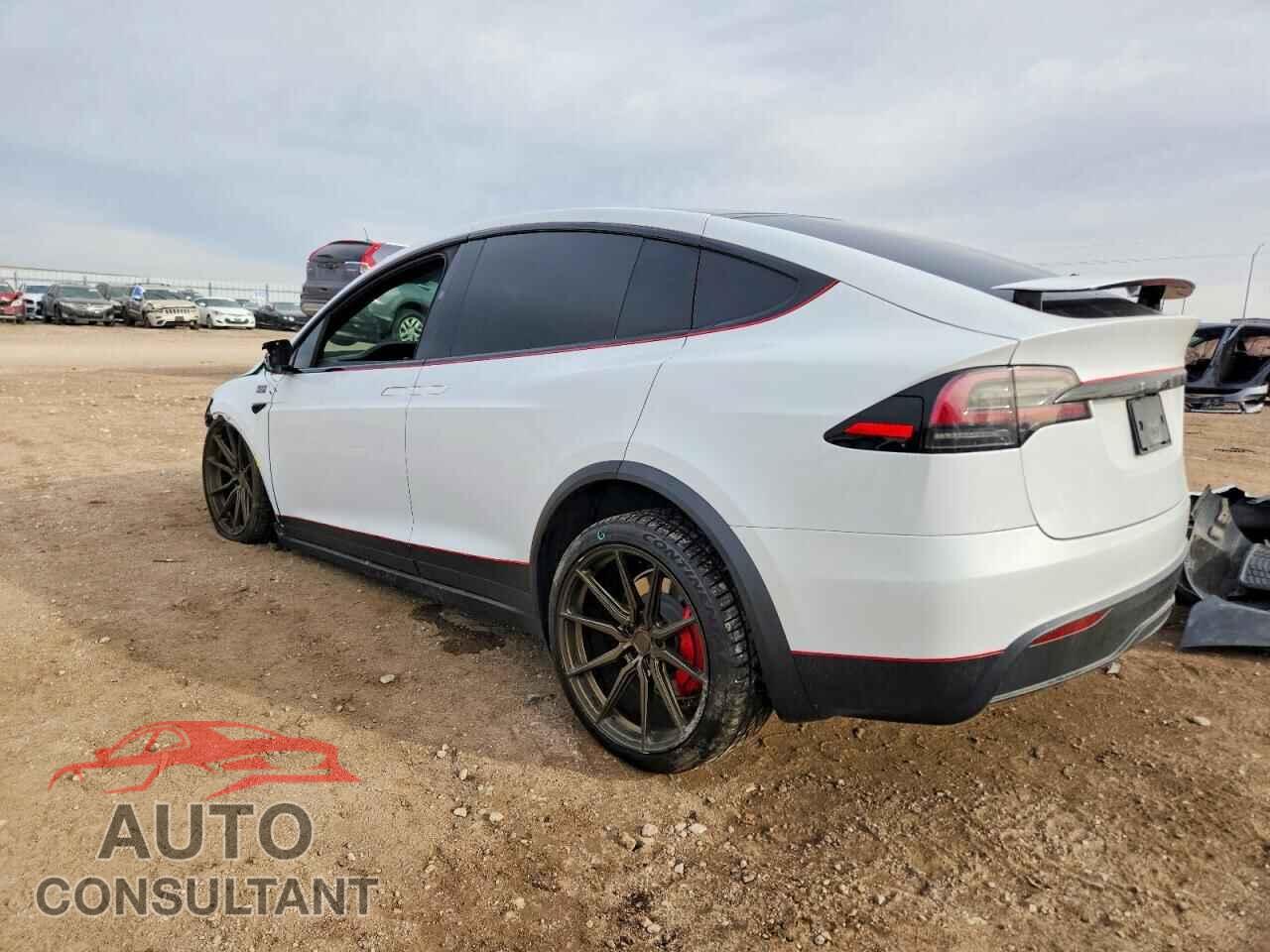 TESLA MODEL X 2023 - 7SAXCBE68PF410297