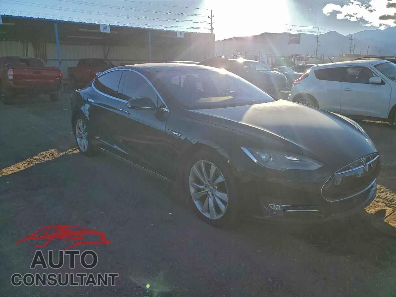 TESLA MODEL S 2015 - 5YJSA1H23FF087260
