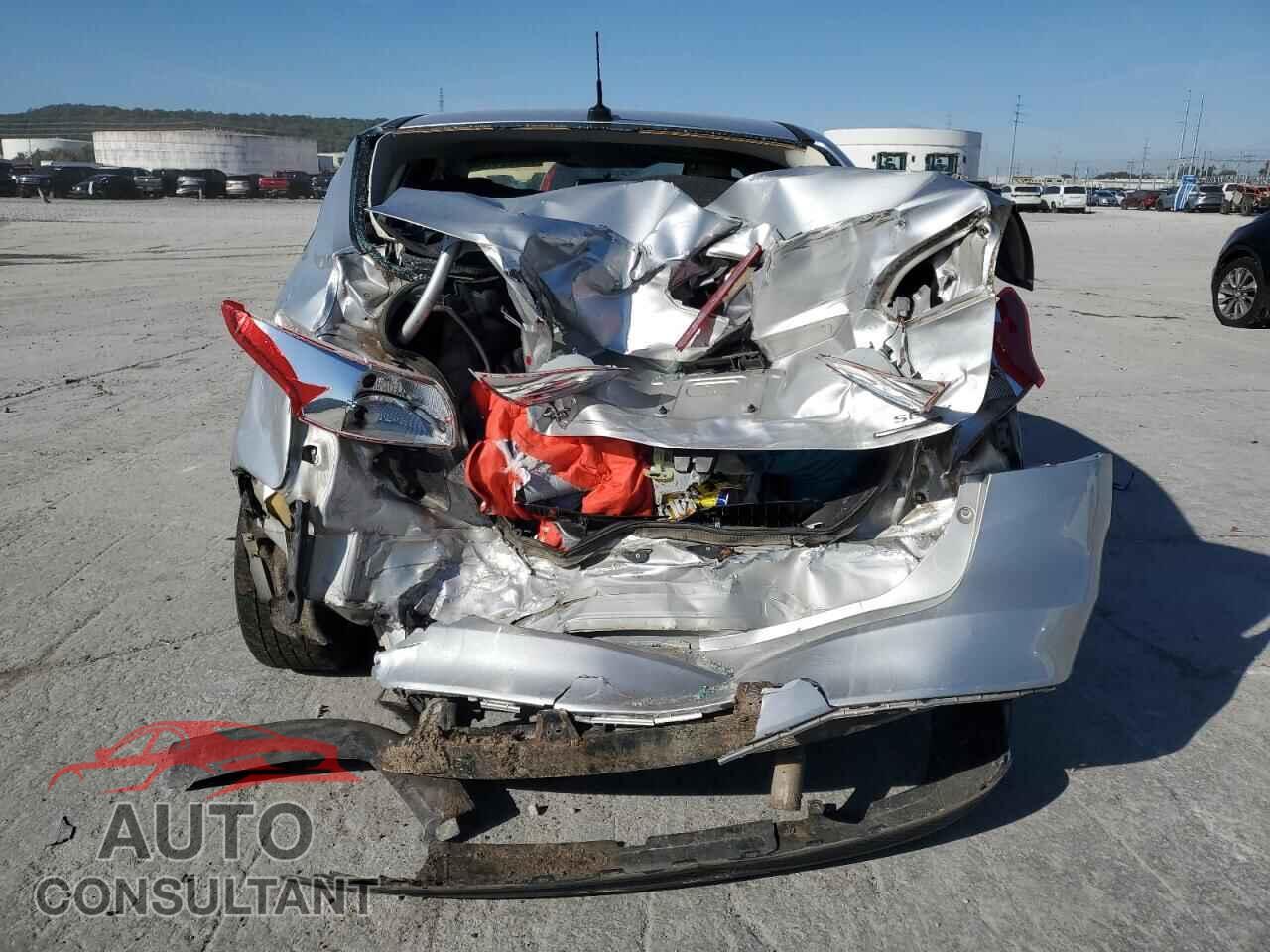 FORD FOCUS 2015 - 1FADP3F23FL343079