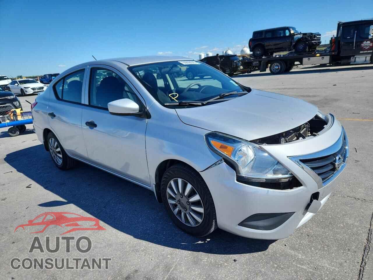 NISSAN VERSA 2017 - 3N1CN7AP3HL855800