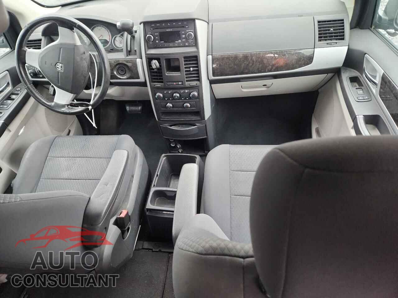 DODGE CARAVAN 2010 - 2D4RN5D19AR118258