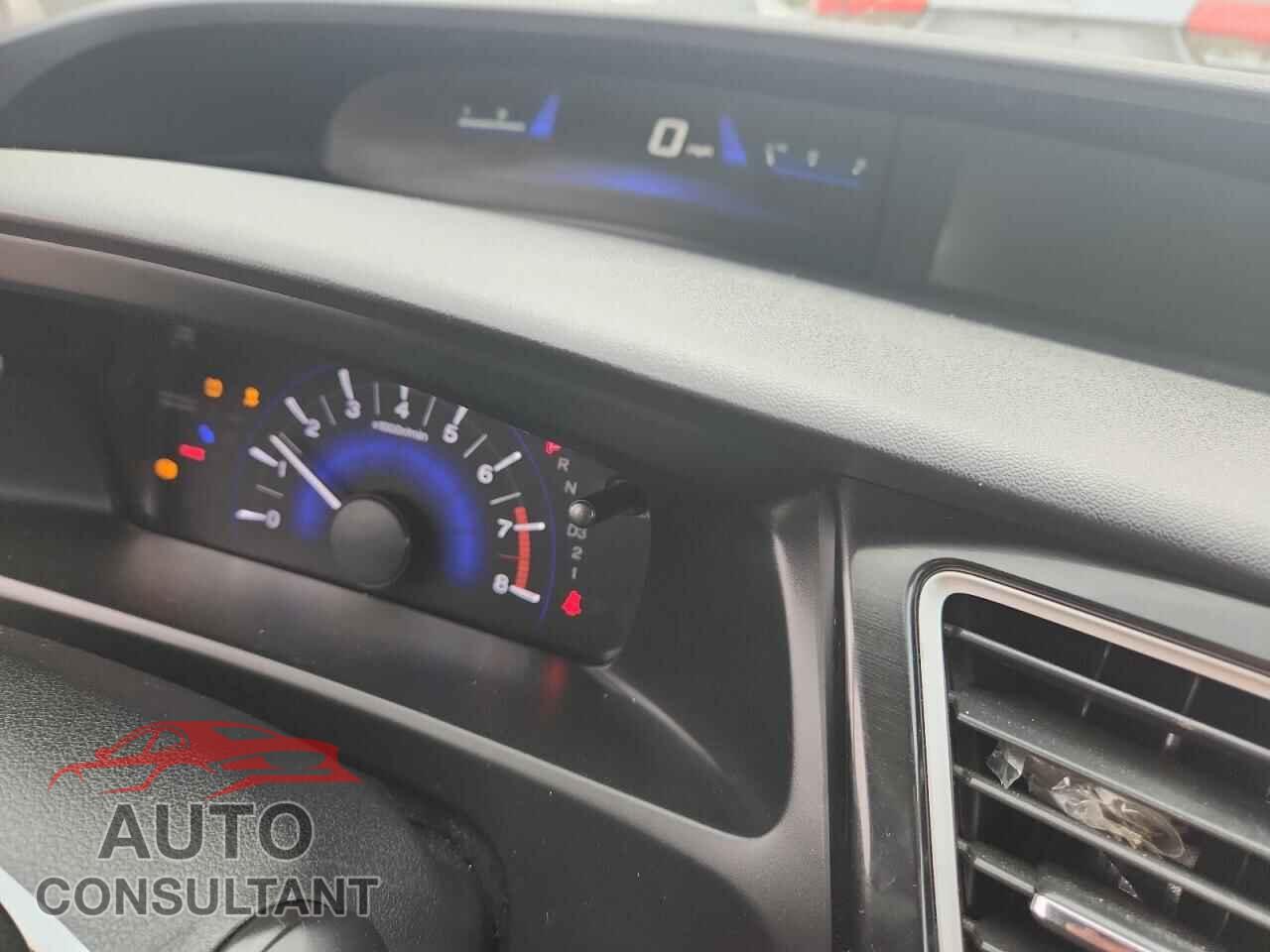 HONDA CIVIC 2013 - 19XFB2F84DE267488