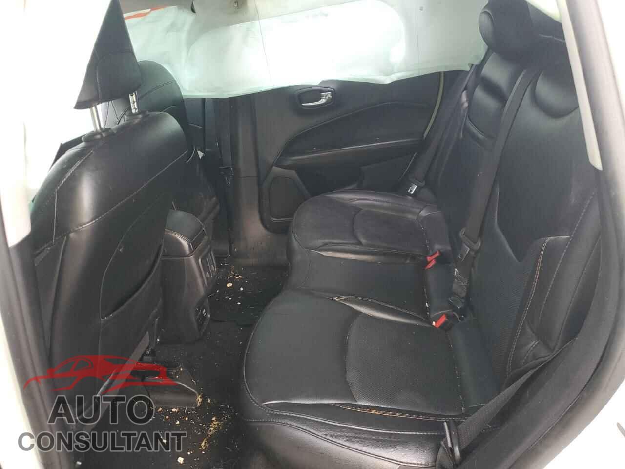 JEEP COMPASS 2019 - 3C4NJDCBXKT656154