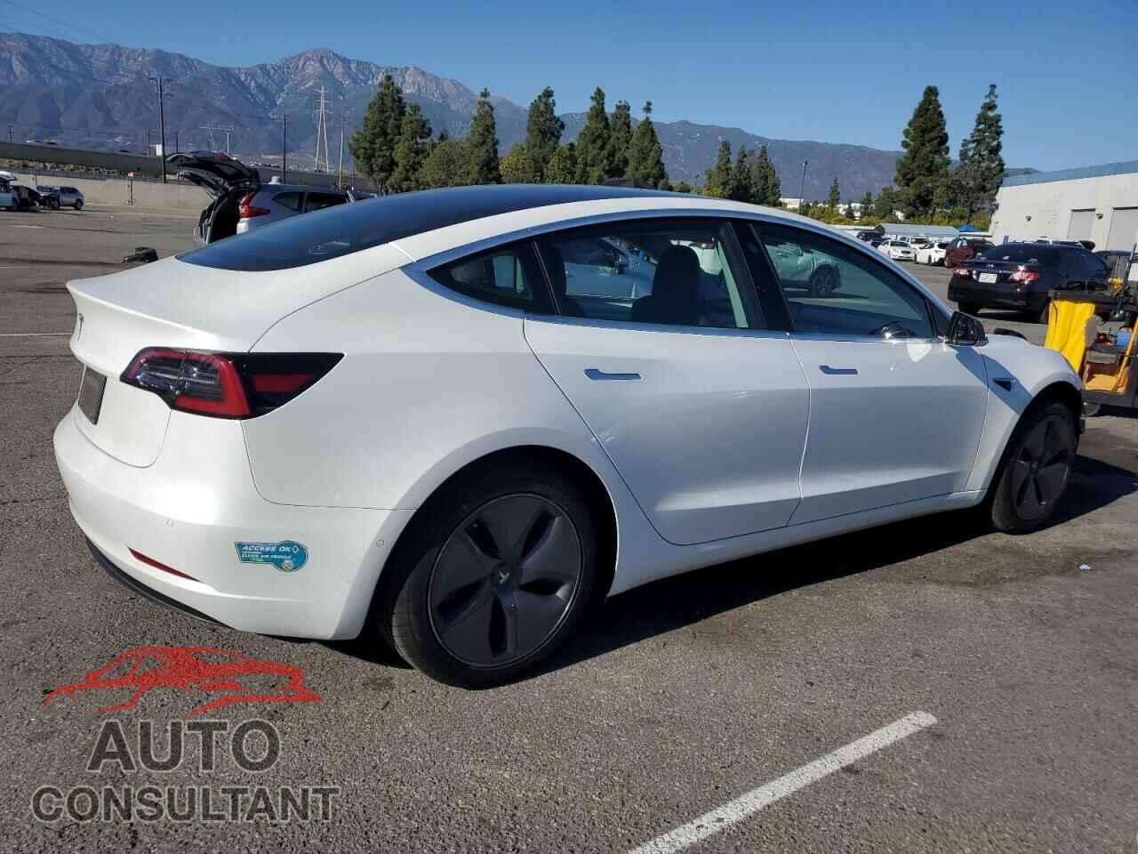 TESLA MODEL 3 2020 - 5YJ3E1EA1LF633165
