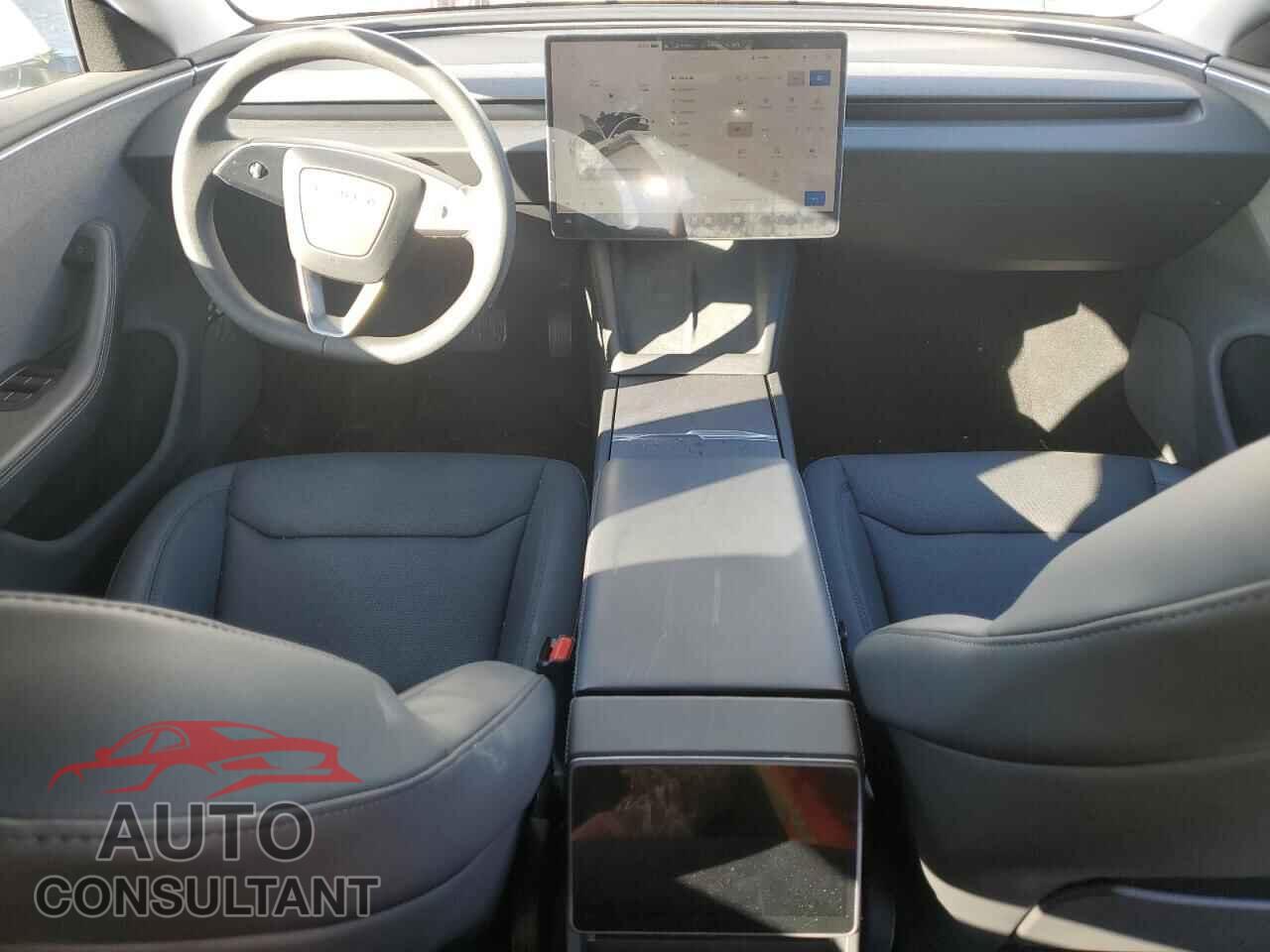 TESLA MODEL 3 2024 - 5YJ3E1EA2RF733770