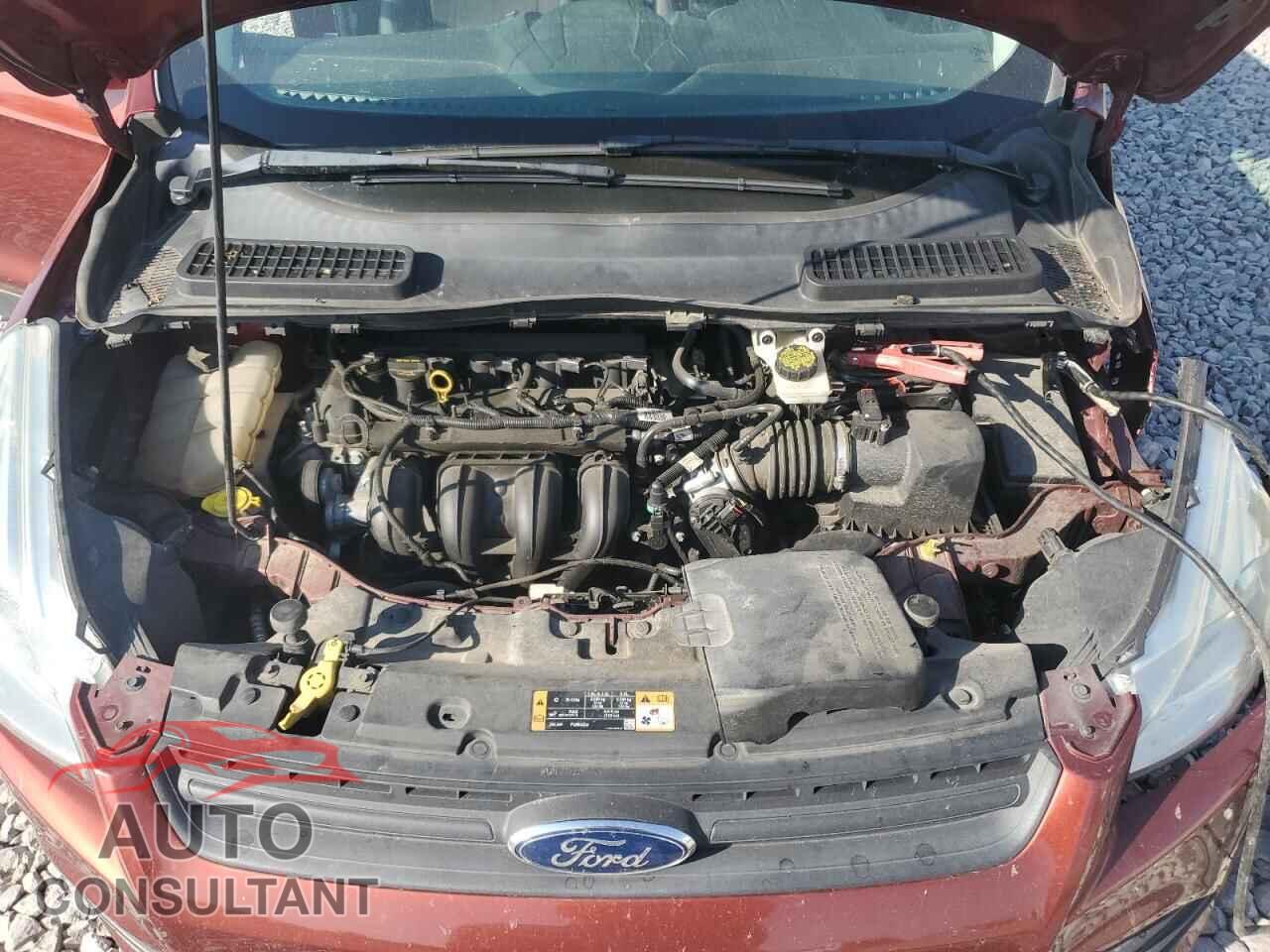 FORD ESCAPE 2015 - 1FMCU0F70FUB17869