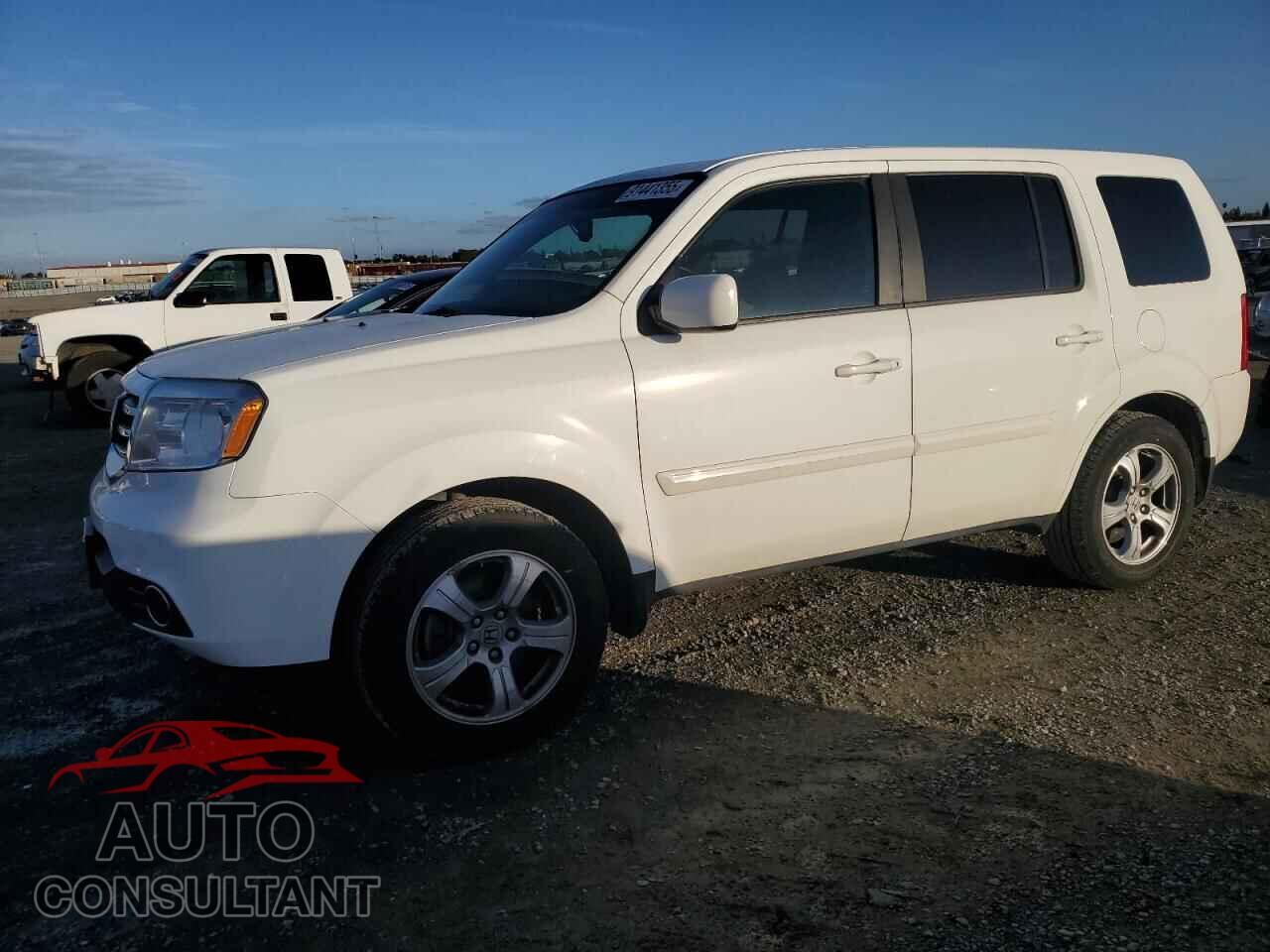 HONDA PILOT 2014 - 5FNYF4H55EB004725
