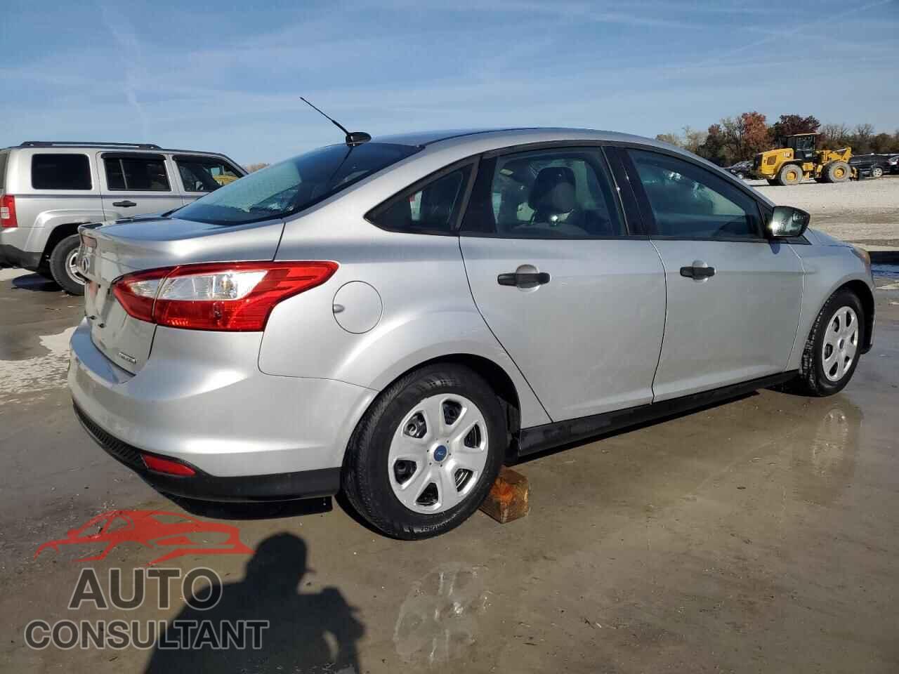 FORD FOCUS 2014 - 1FADP3E25EL390565