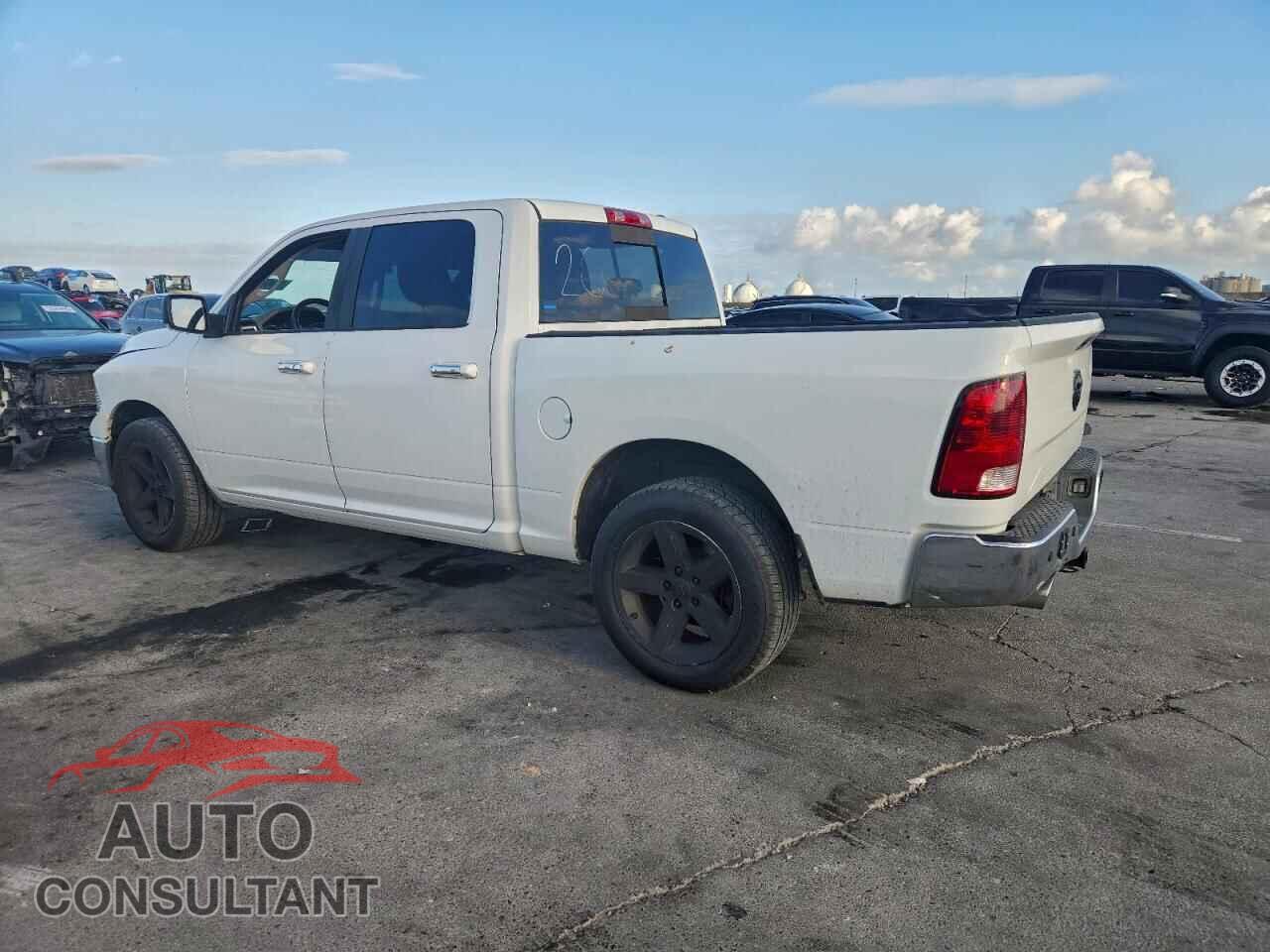 DODGE RAM 1500 2012 - 1C6RD6LT7CS290192