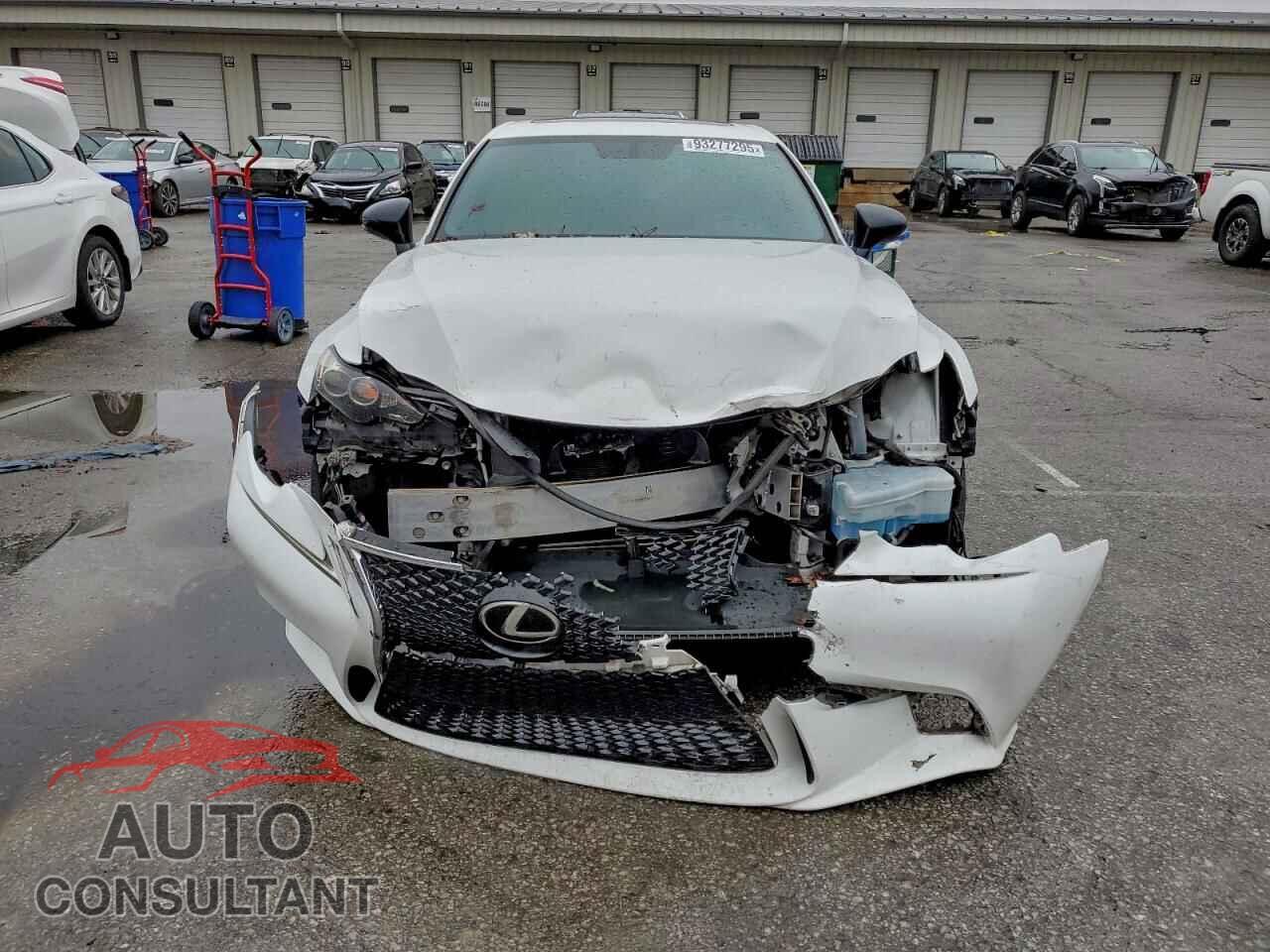 LEXUS IS 2015 - JTHCF1D29F5023770