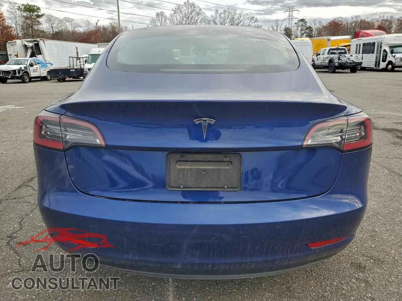 TESLA MODEL 3 2022 - 5YJ3E1EA8NF289109