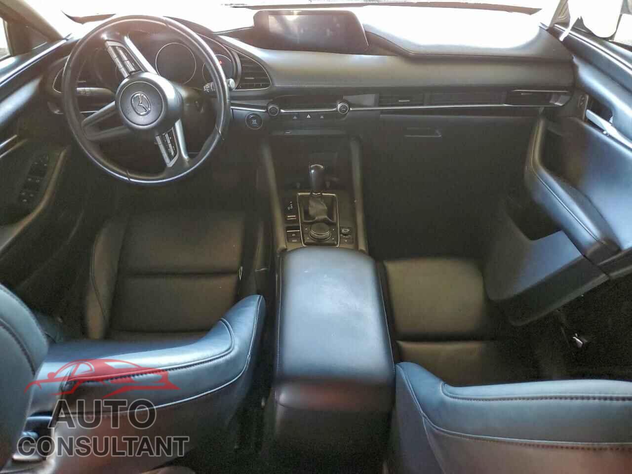 MAZDA 3 2021 - JM1BPABL8M1323648