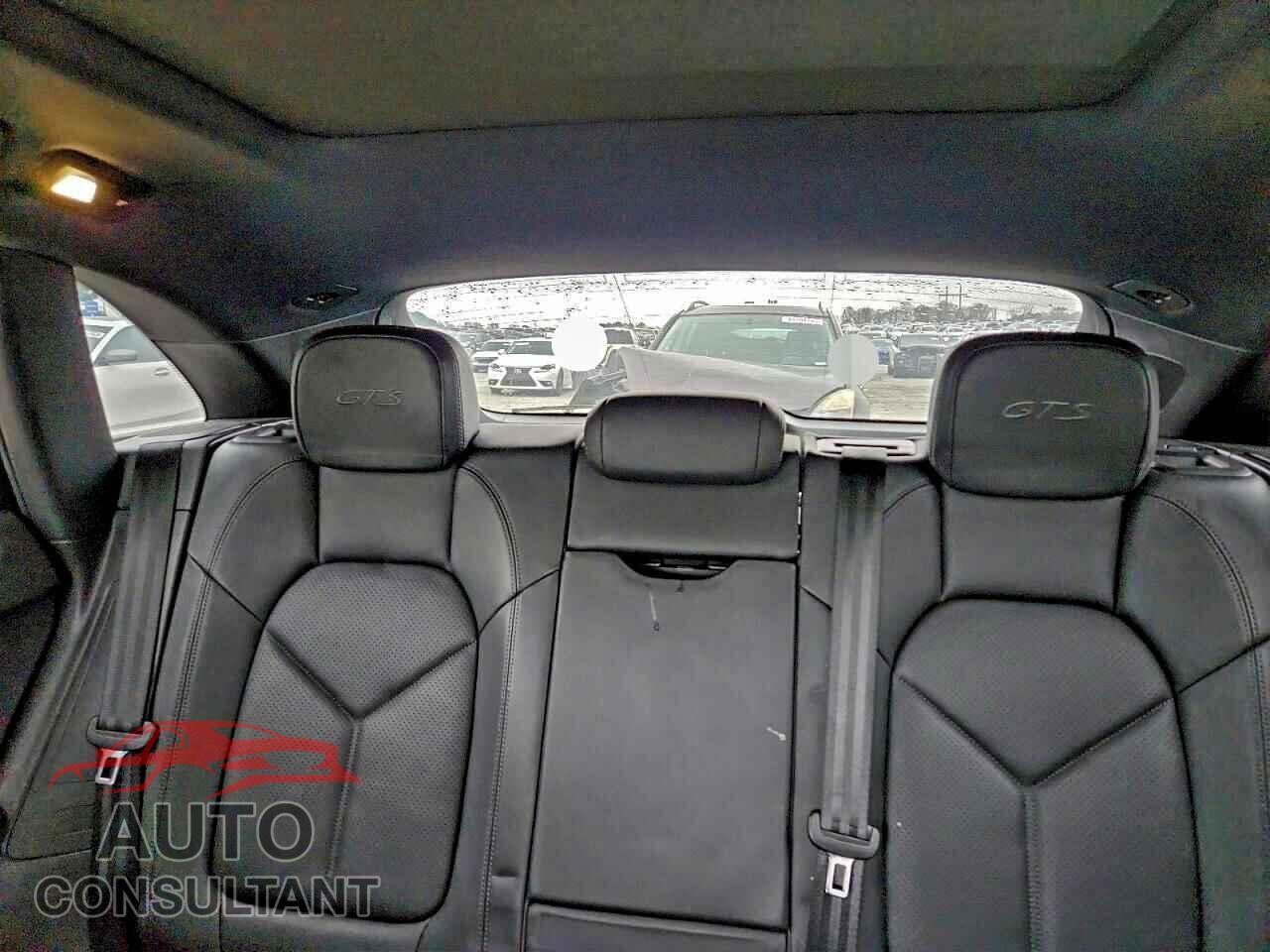 PORSCHE MACAN 2017 - WP1AG2A50HLB52889