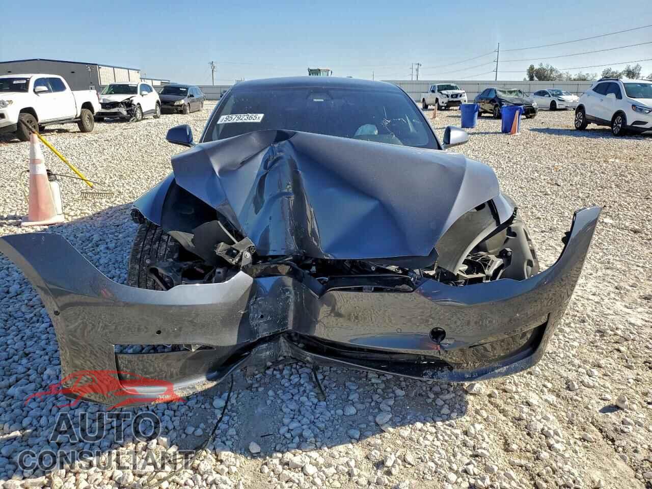 TESLA MODEL S 2021 - 5YJSA1E54MF429536