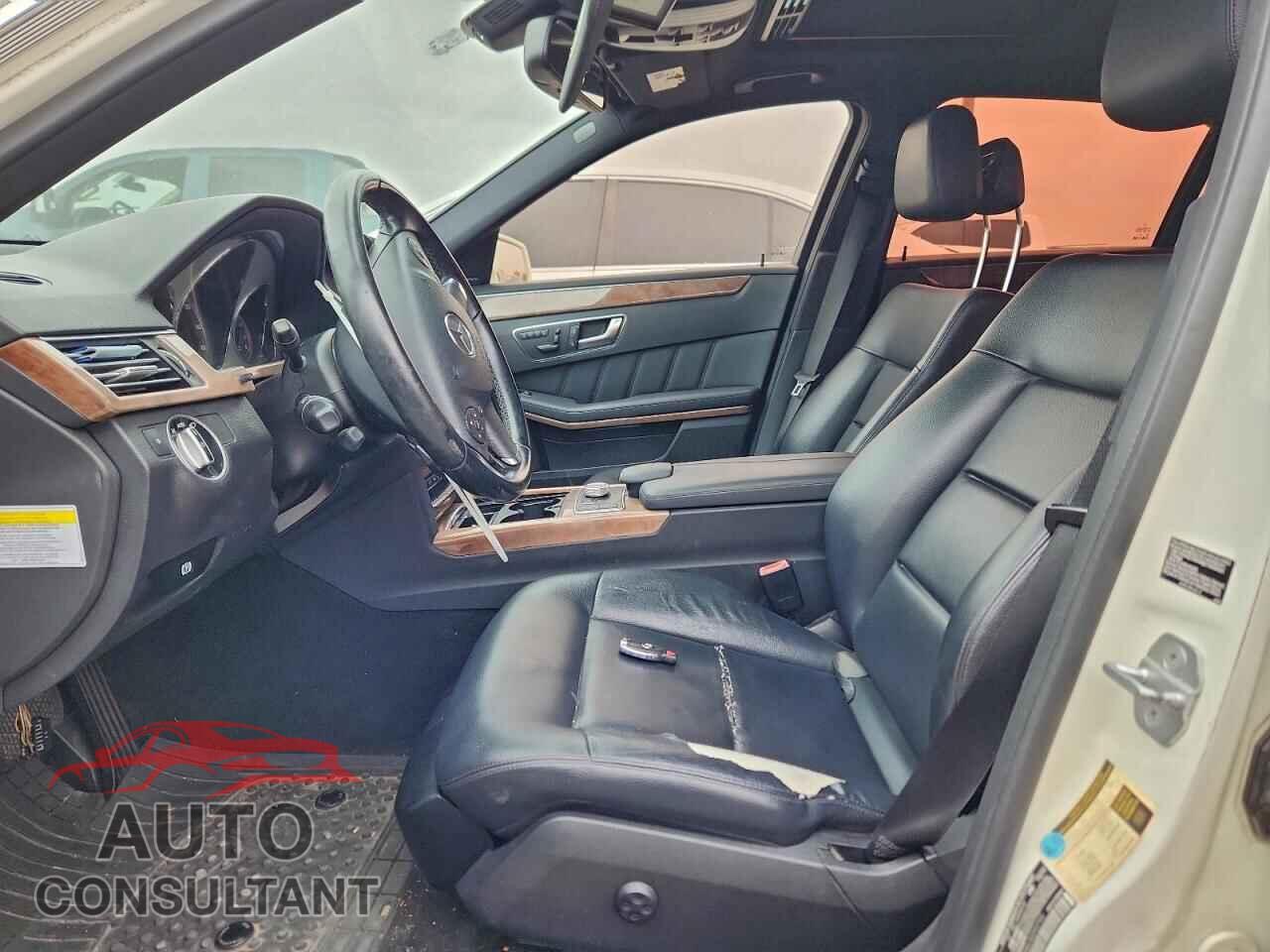 MERCEDES-BENZ E-CLASS 2012 - WDDHF5KB6CA559795