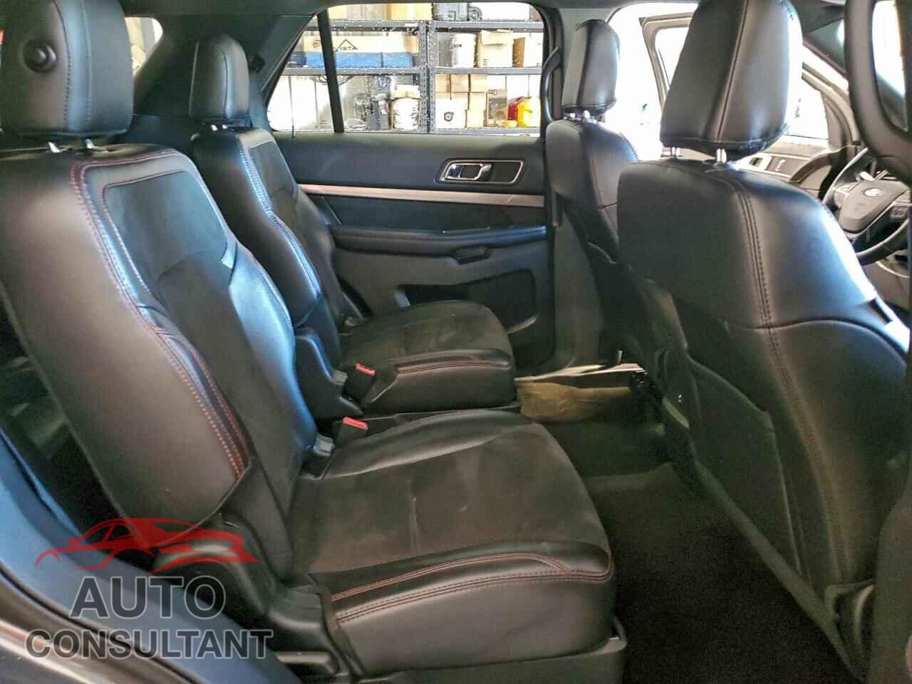 FORD EXPLORER 2018 - 1FM5K7DH8JGB26099