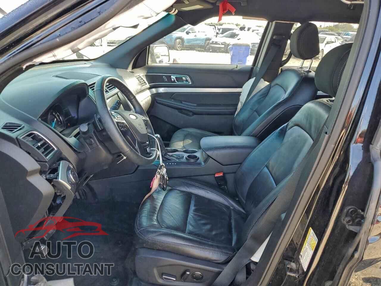 FORD EXPLORER 2017 - 1FM5K7D8XHGA68703