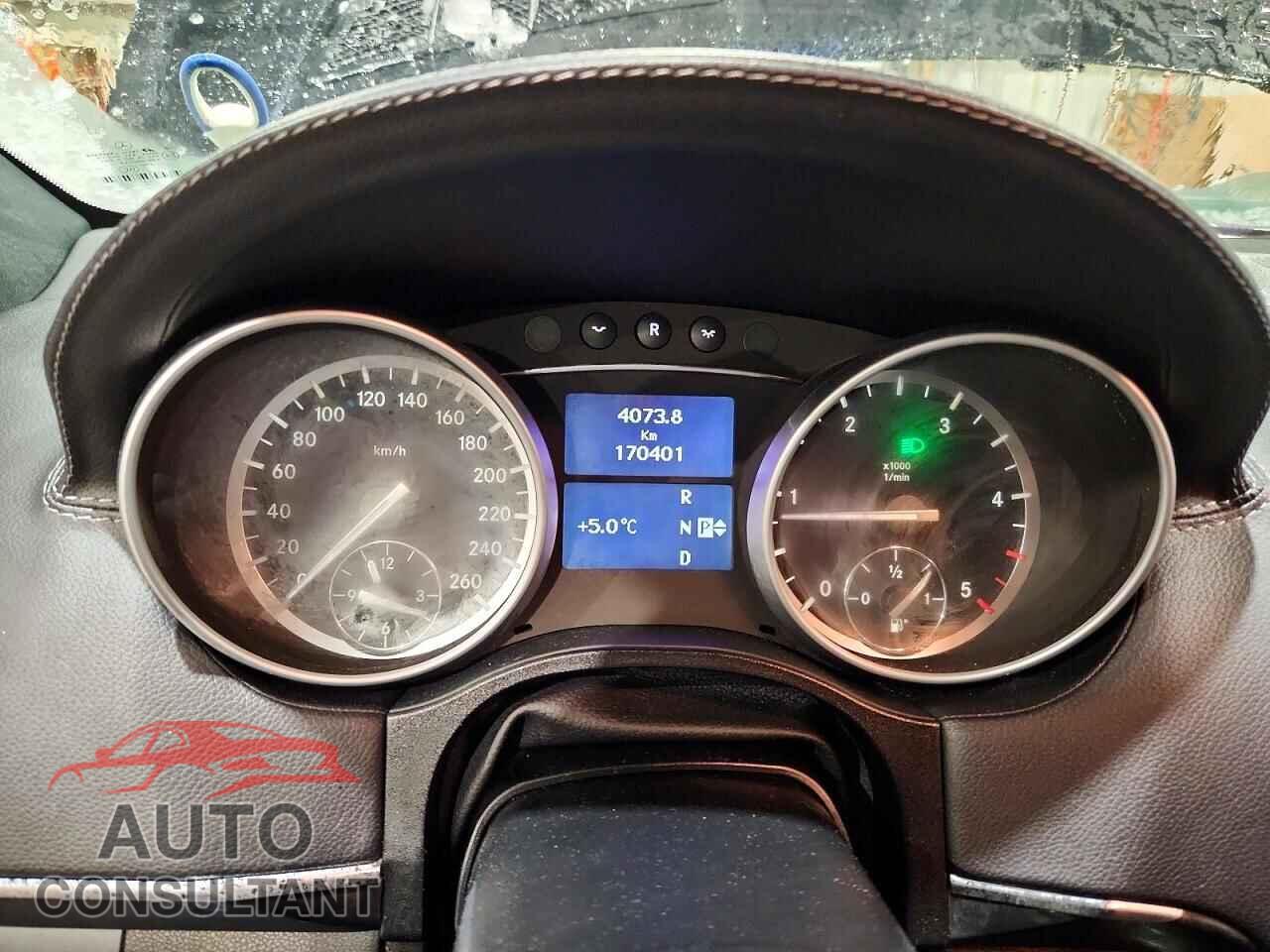 MERCEDES-BENZ GL-CLASS 2012 - 4JGBF2FE9CA790480