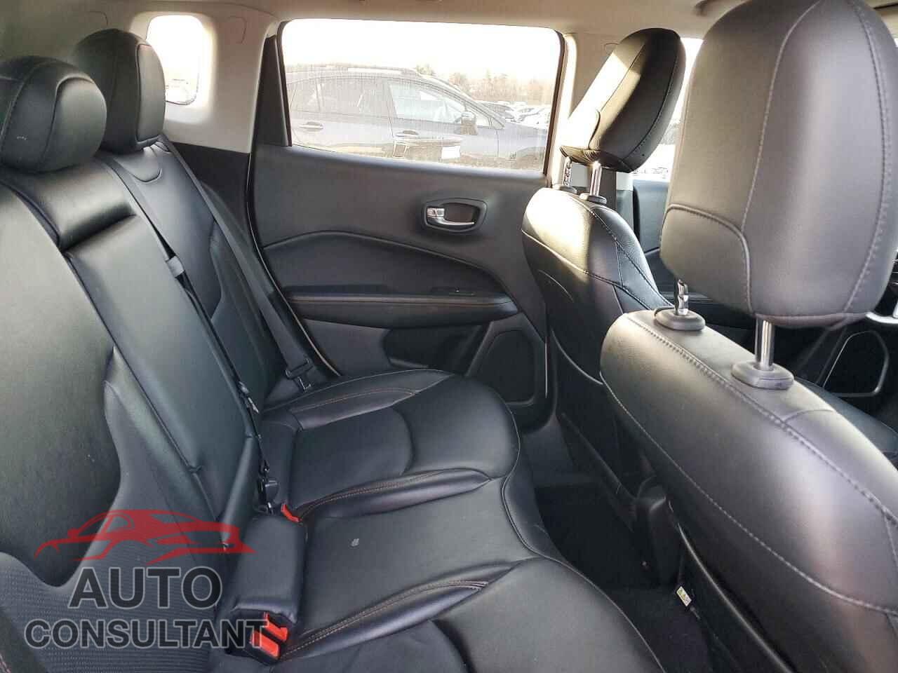 JEEP COMPASS 2020 - 3C4NJDCB8LT160125