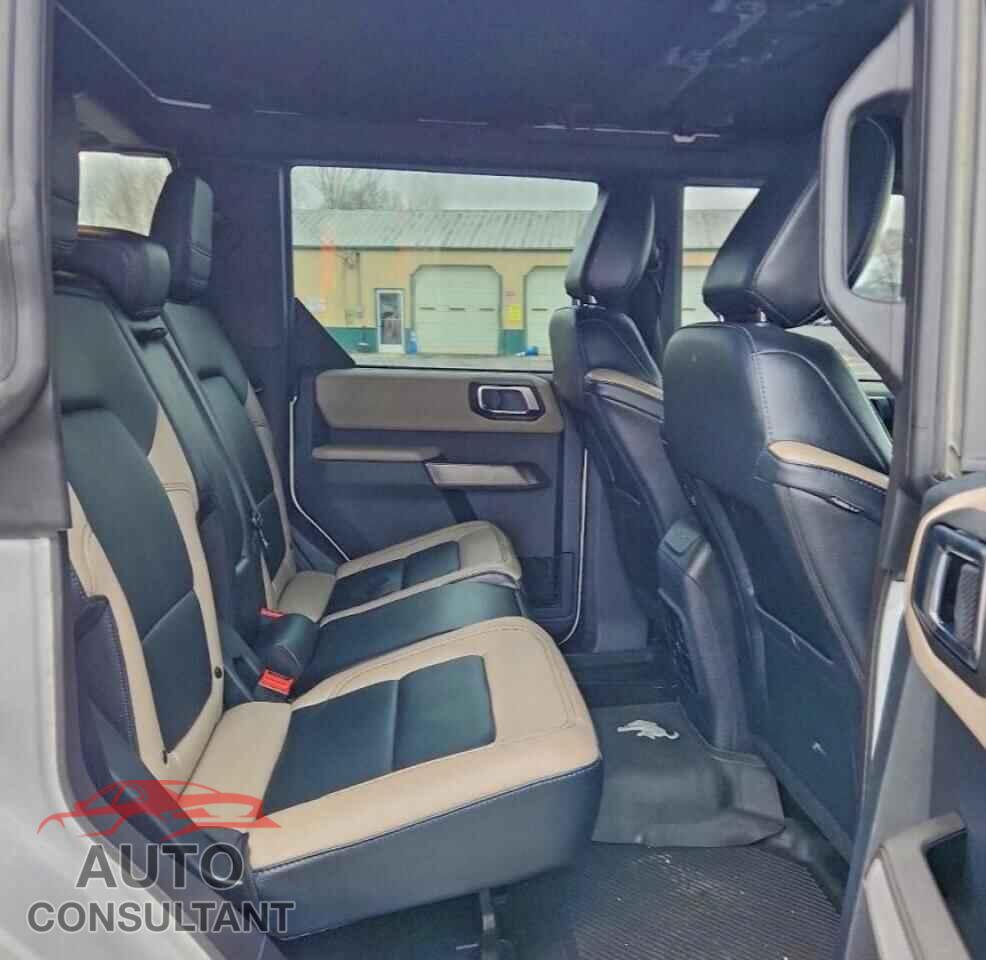 FORD BRONCO 2023 - 1FMEE5DPXPLB14250