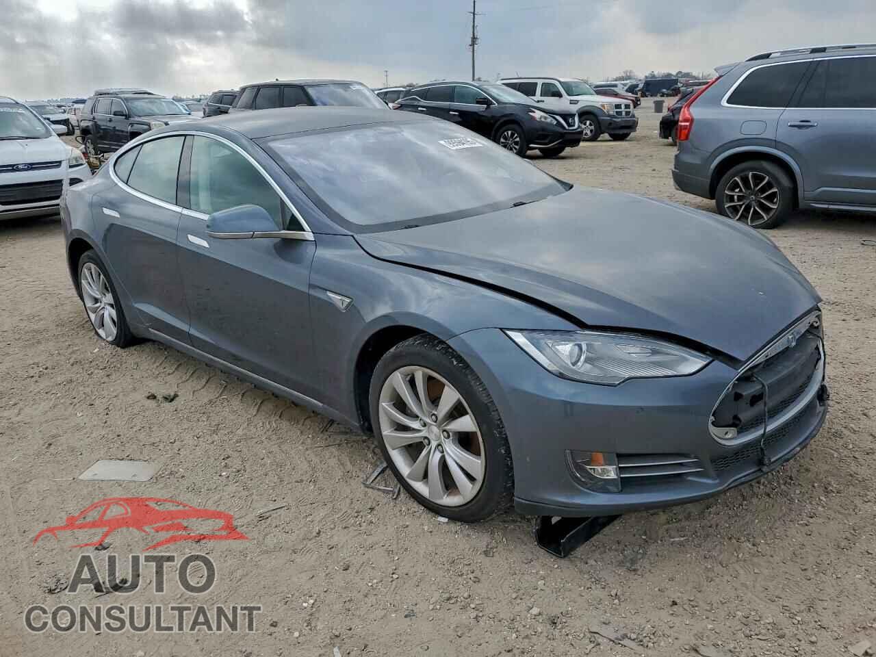 TESLA MODEL S 2013 - 5YJSA1CN5DFP30142