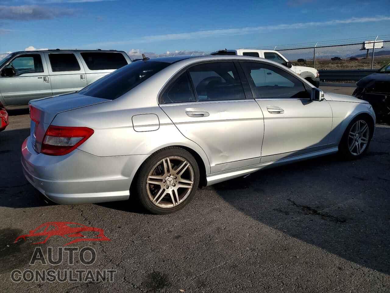 MERCEDES-BENZ C-CLASS 2011 - WDDGF5EB7BR142399