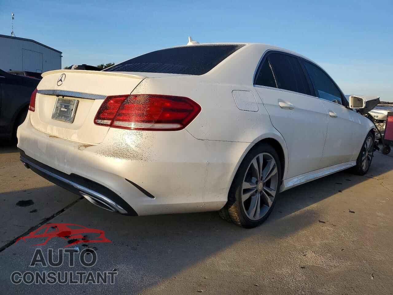 MERCEDES-BENZ E-CLASS 2015 - WDDHF5KB6FB102001