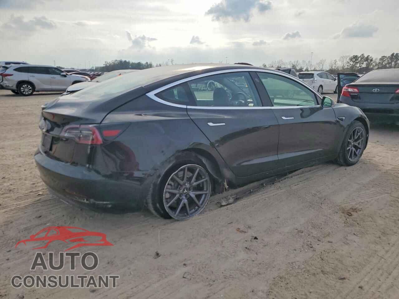 TESLA MODEL 3 2020 - 5YJ3E1EA2LF606458