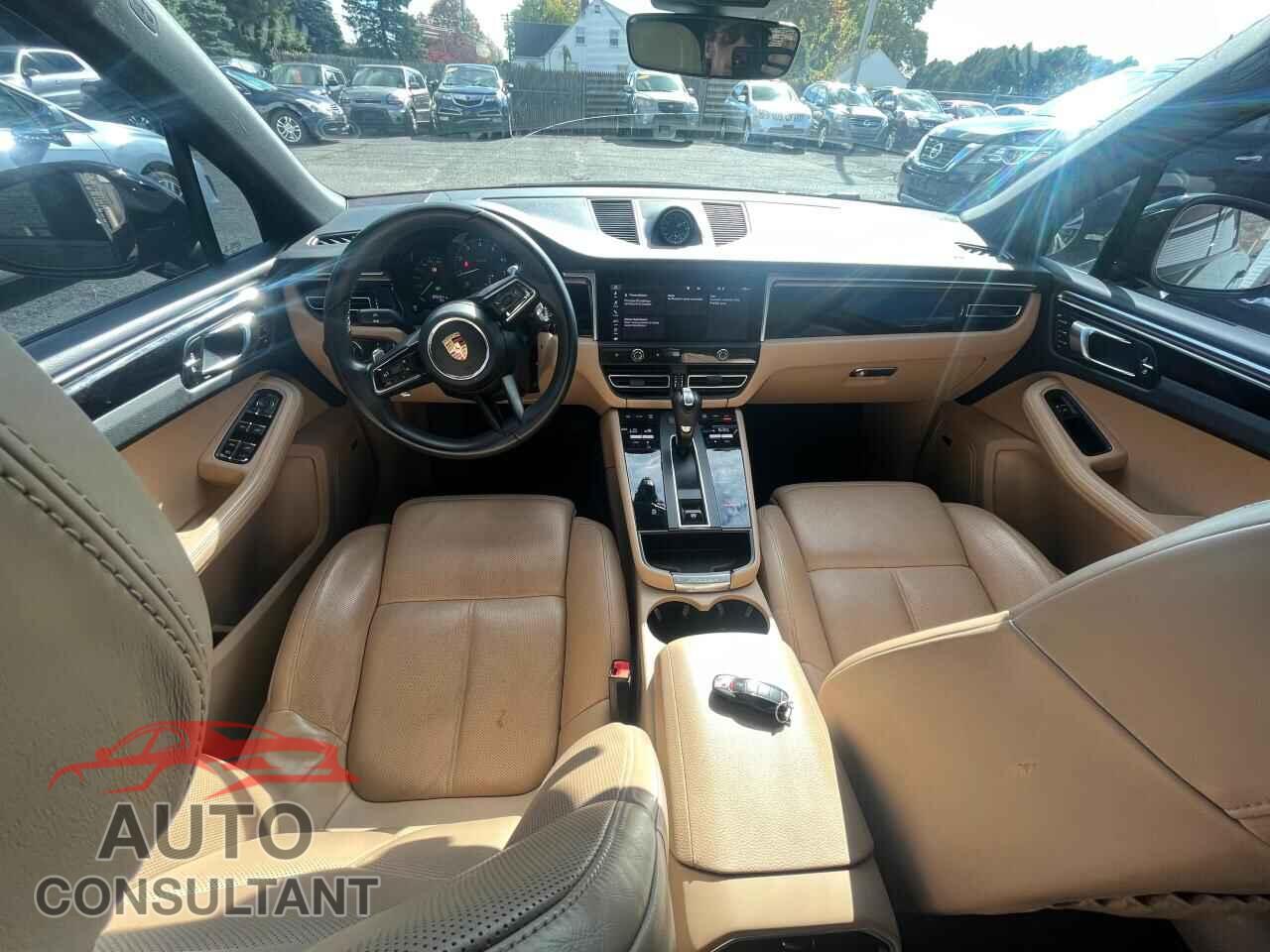 PORSCHE MACAN 2022 - WP1AA2A50NLB01812