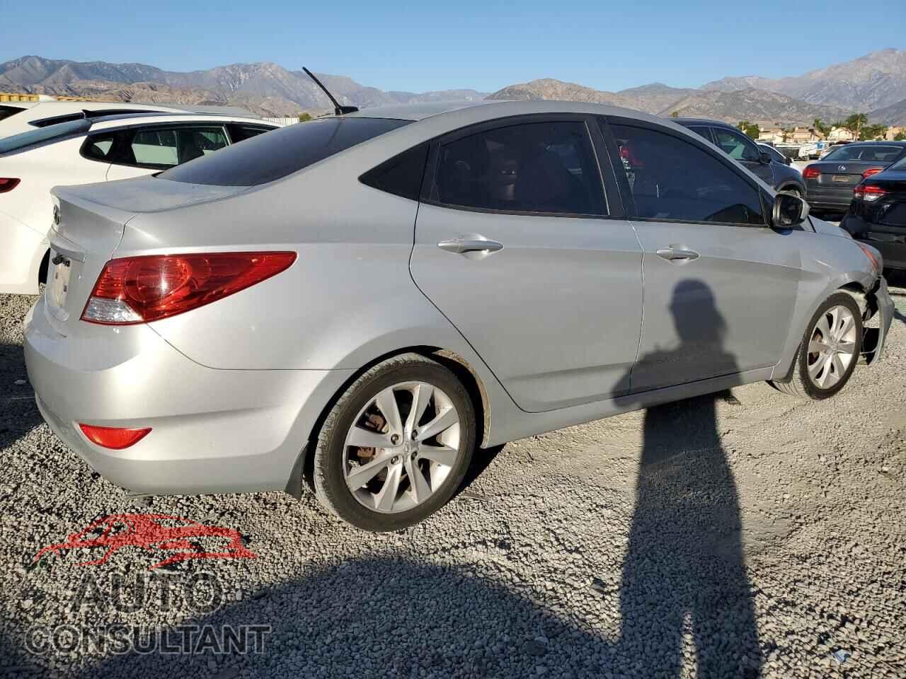 HYUNDAI ACCENT 2012 - KMHCU4AE7CU266773