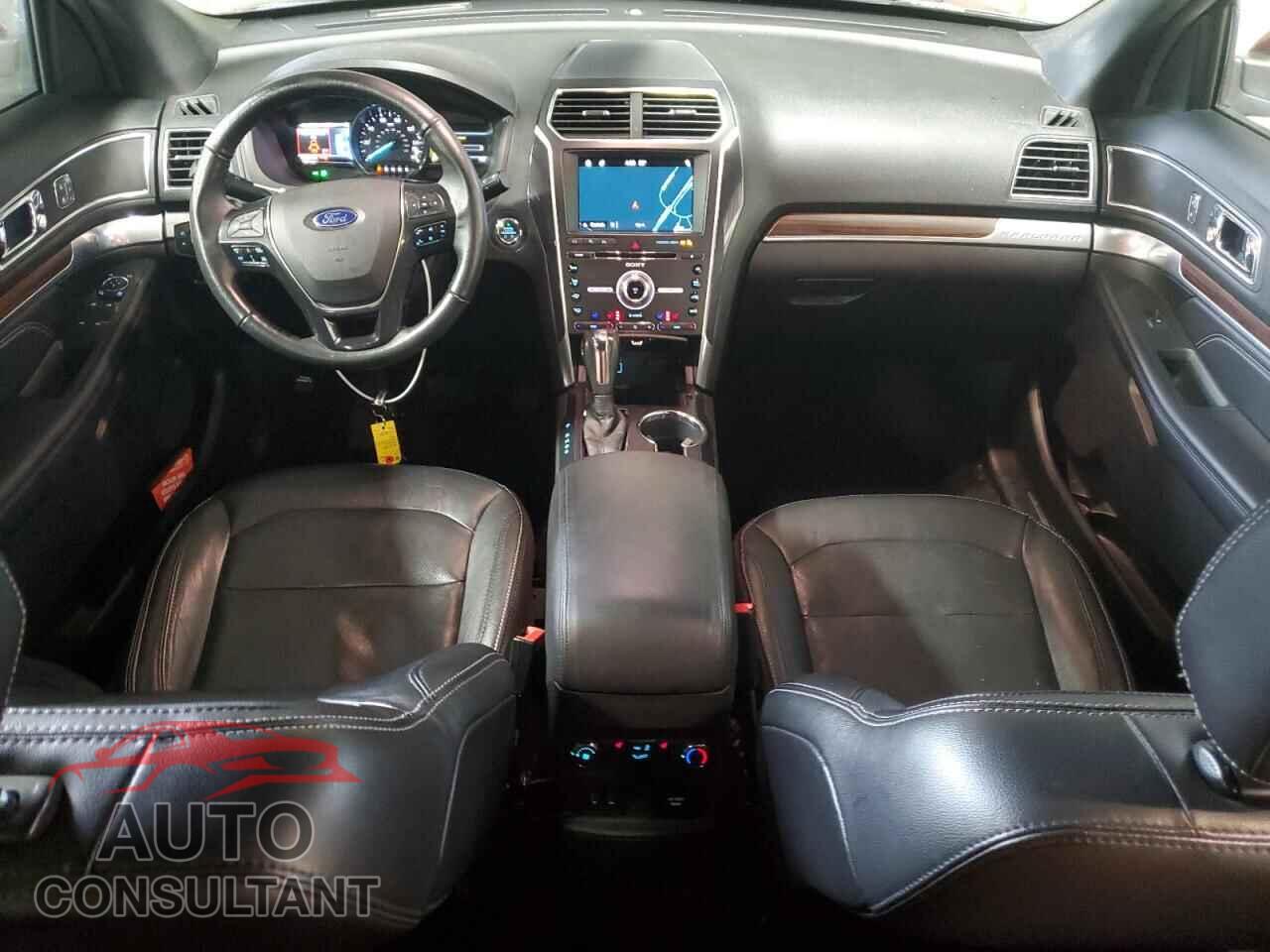 FORD EXPLORER 2018 - 1FM5K8F85JGB05309