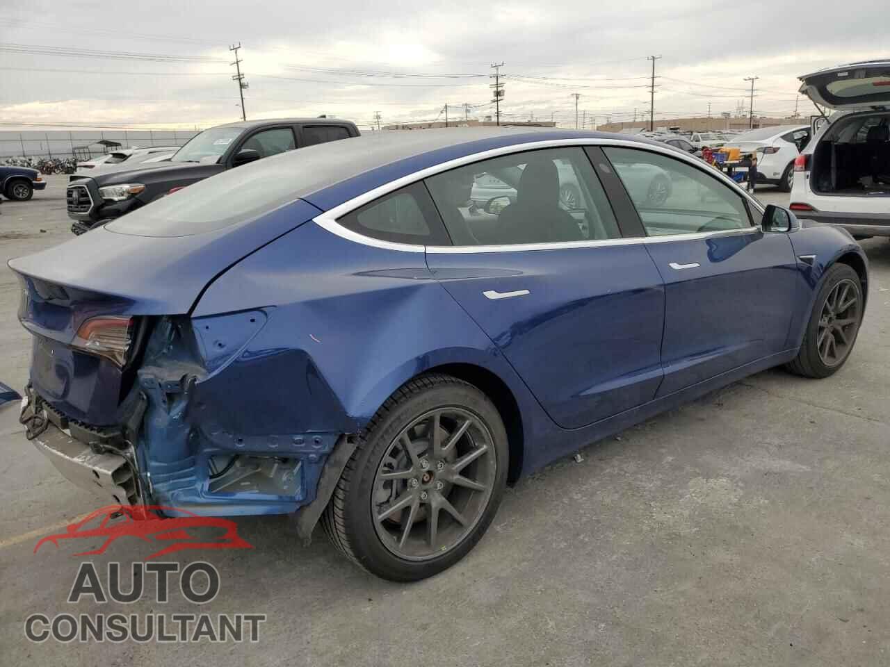 TESLA MODEL 3 2019 - 5YJ3E1EA3KF476155