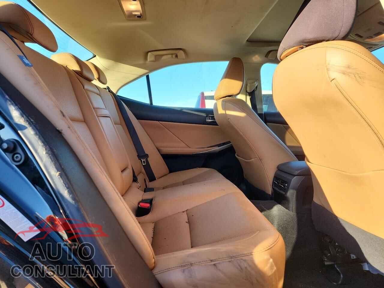 LEXUS IS 2015 - JTHBF1D24F5070622