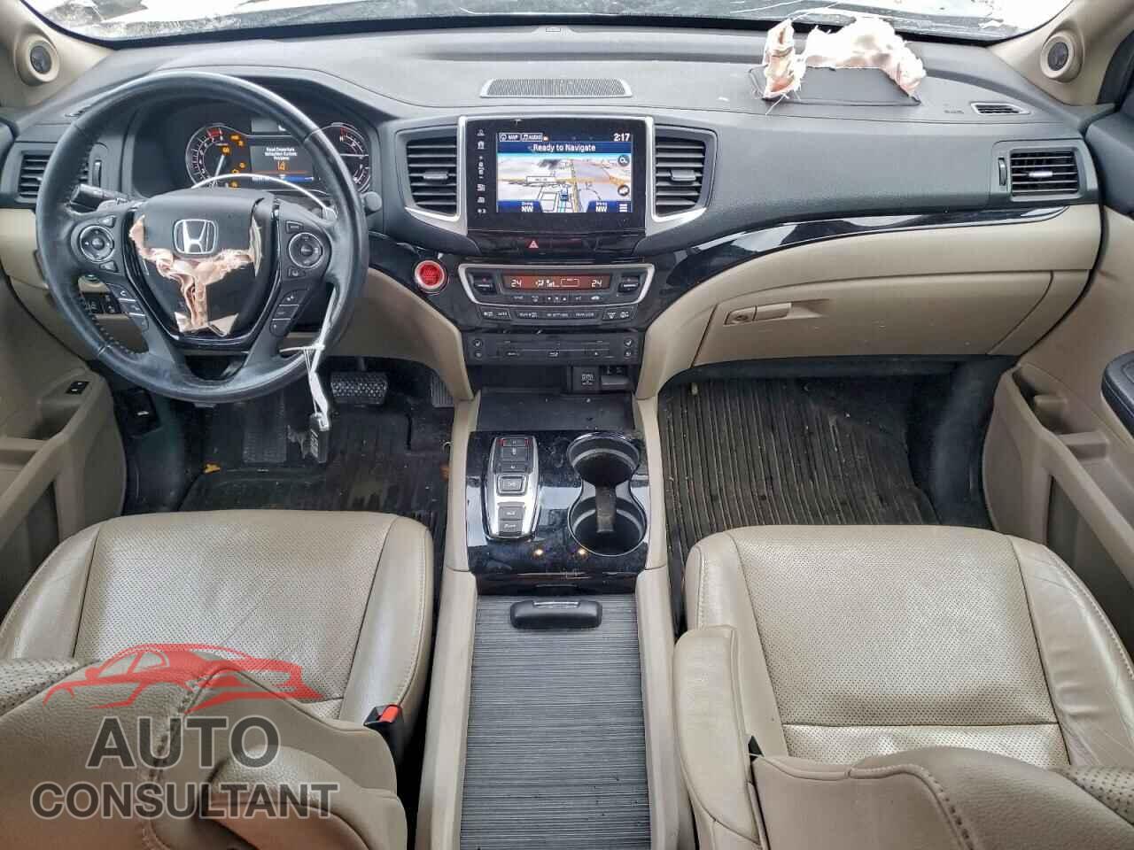HONDA PILOT 2017 - 5FNYF6H99HB507192