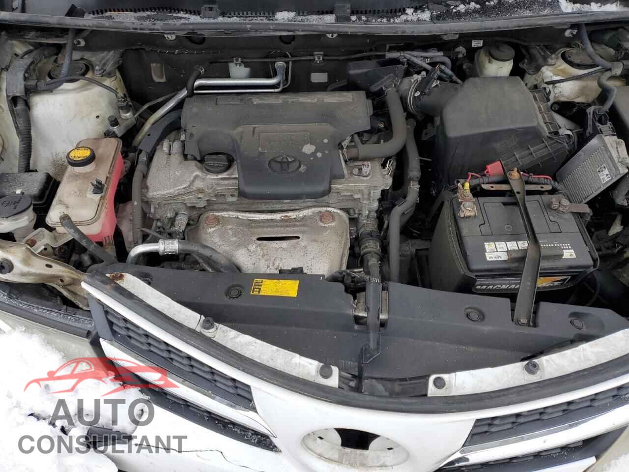 TOYOTA RAV4 2015 - 2T3BFREV6FW347319