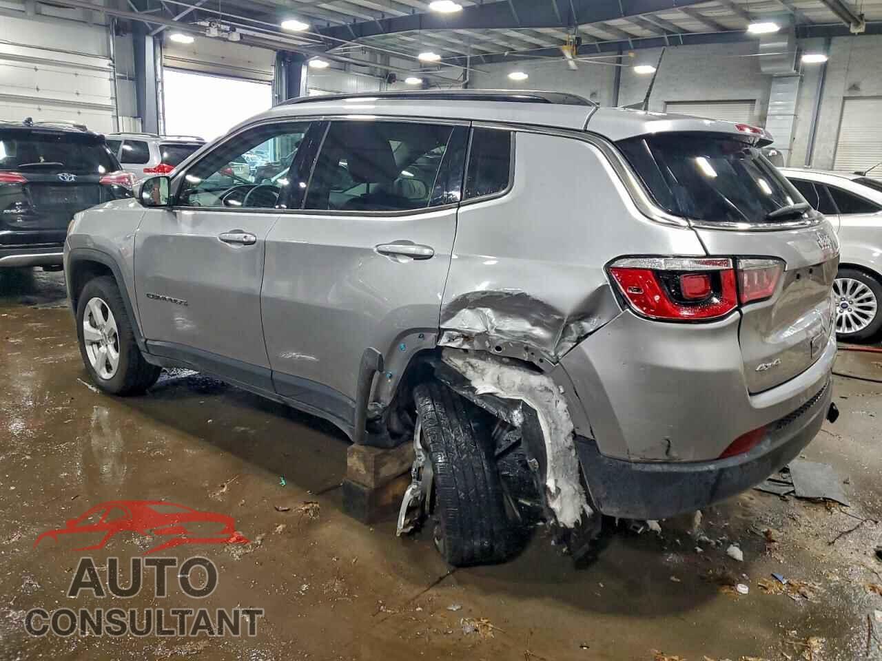 JEEP COMPASS 2018 - 3C4NJDBB1JT483849