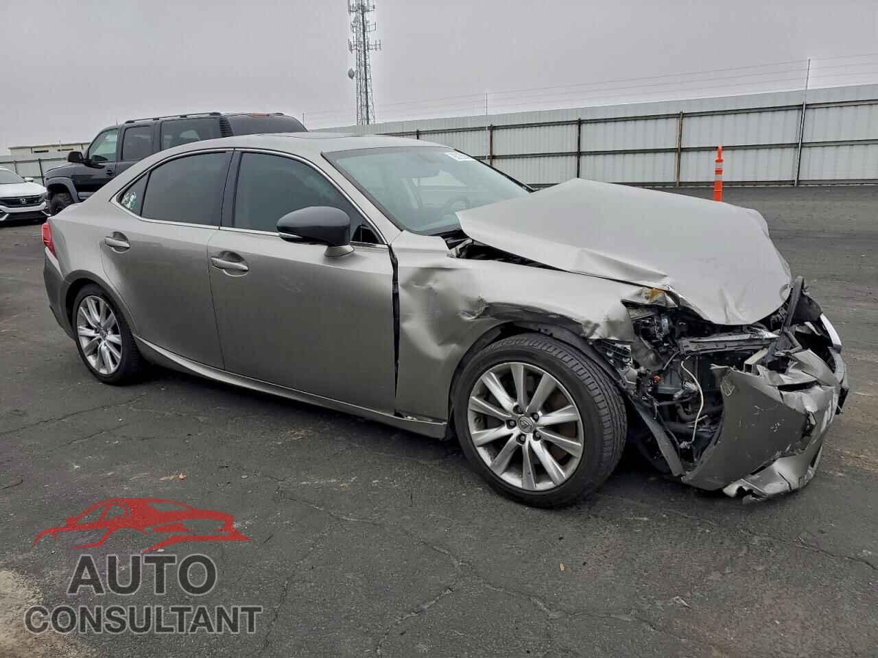LEXUS IS 2016 - JTHBA1D22G5014386