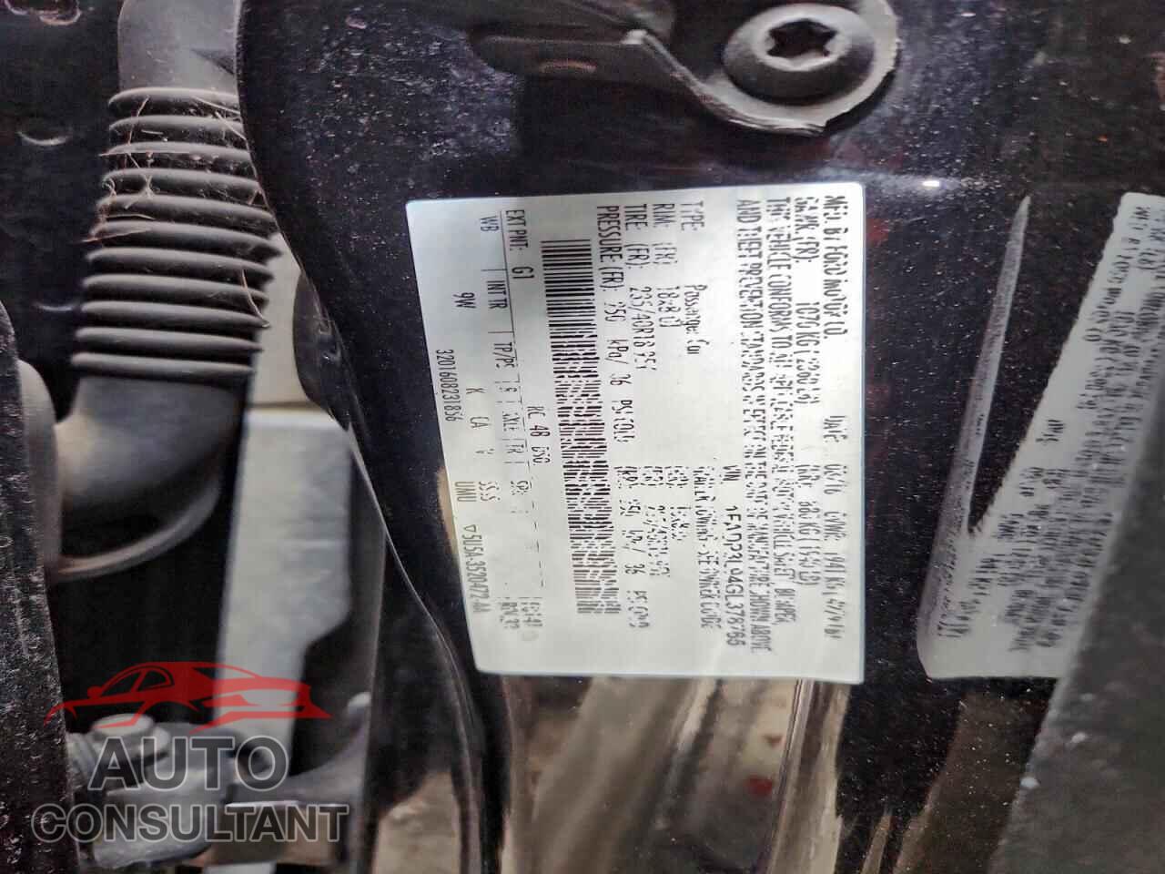 FORD FOCUS 2016 - 1FADP3L94GL378765