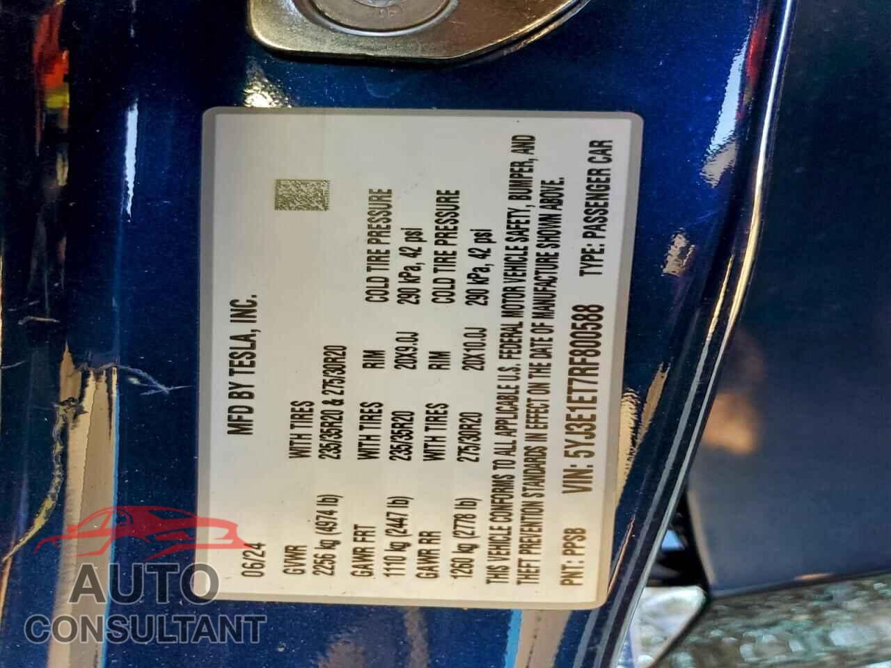 TESLA MODEL 3 2024 - 5YJ3E1ET7RF800588