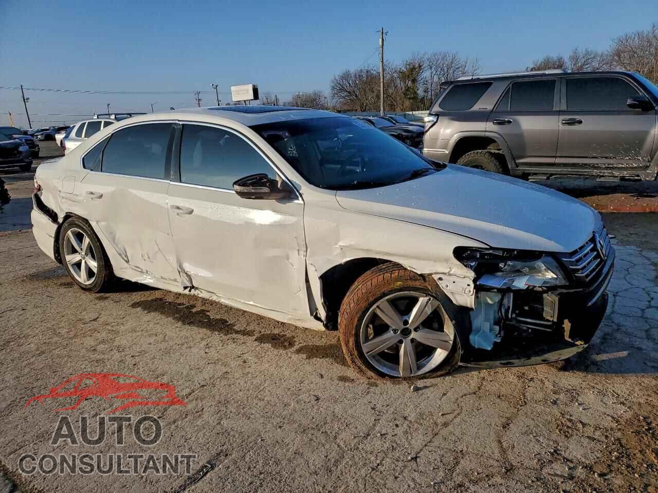 VOLKSWAGEN PASSAT 2012 - 1VWBN7A35CC024273