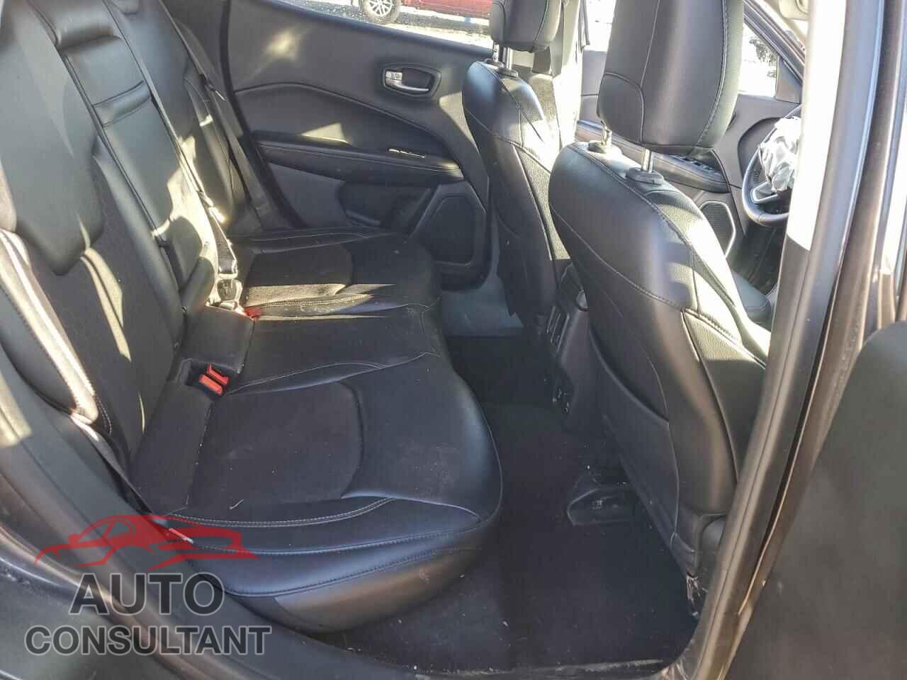 JEEP COMPASS 2017 - 3C4NJCBB9HT682264