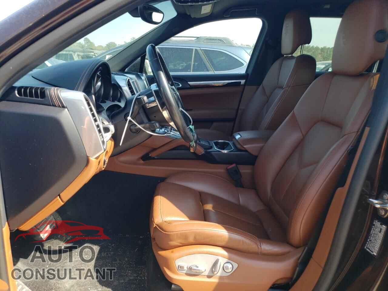 PORSCHE CAYENNE 2018 - WP1AA2A2XJKA01688