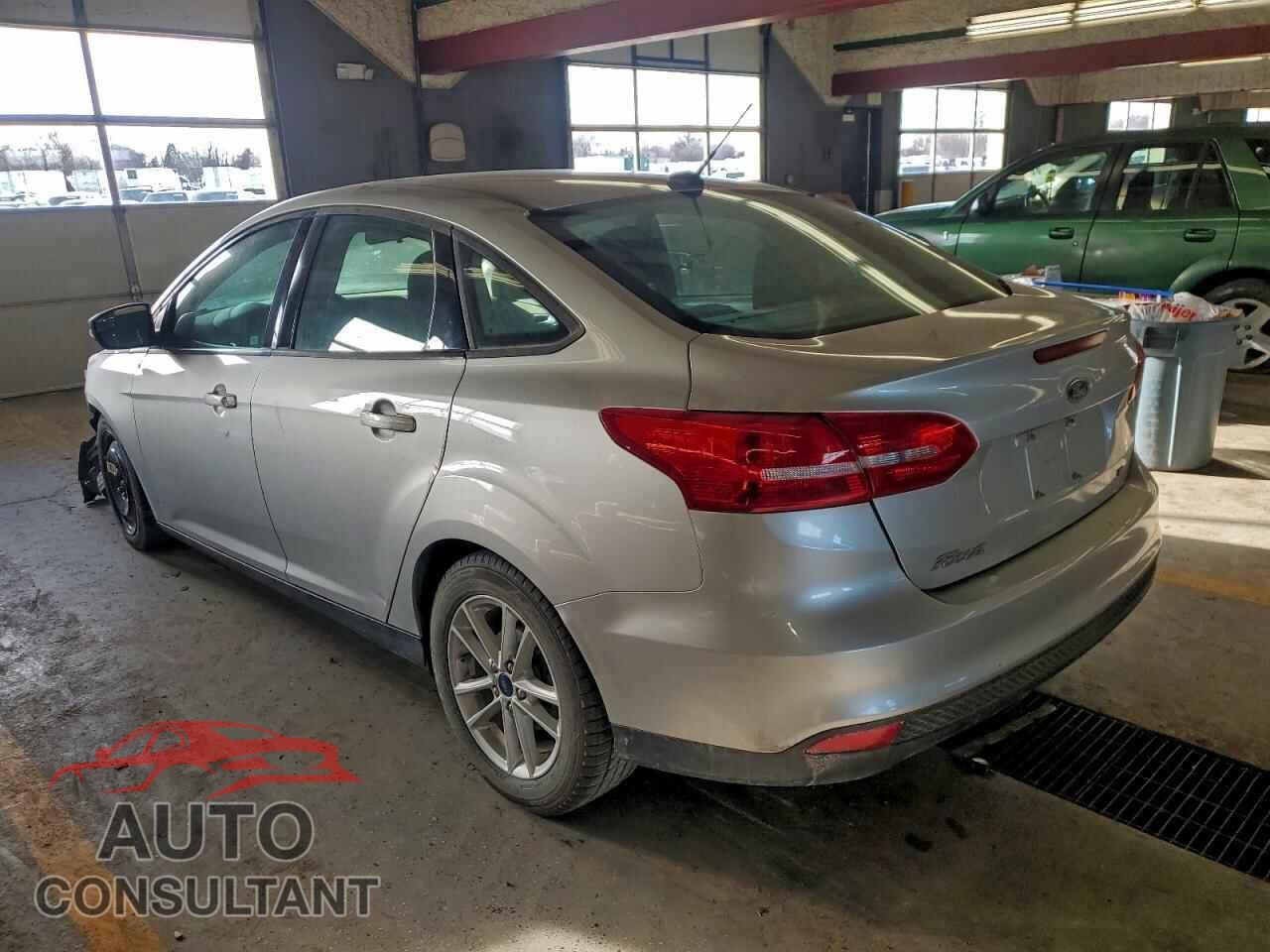 FORD FOCUS 2017 - 1FADP3F24HL346592