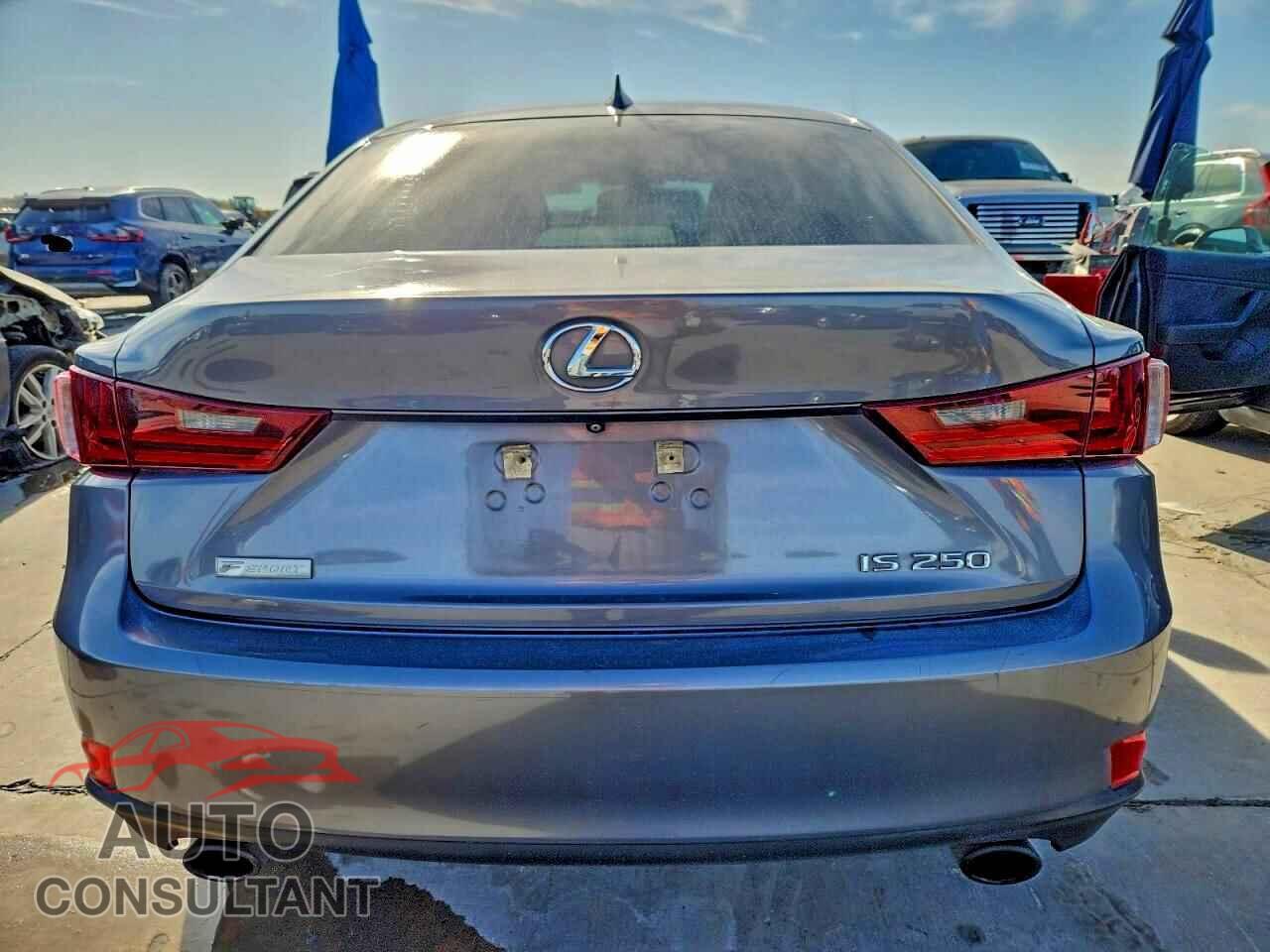 LEXUS IS 2015 - JTHBF1D23F5071714