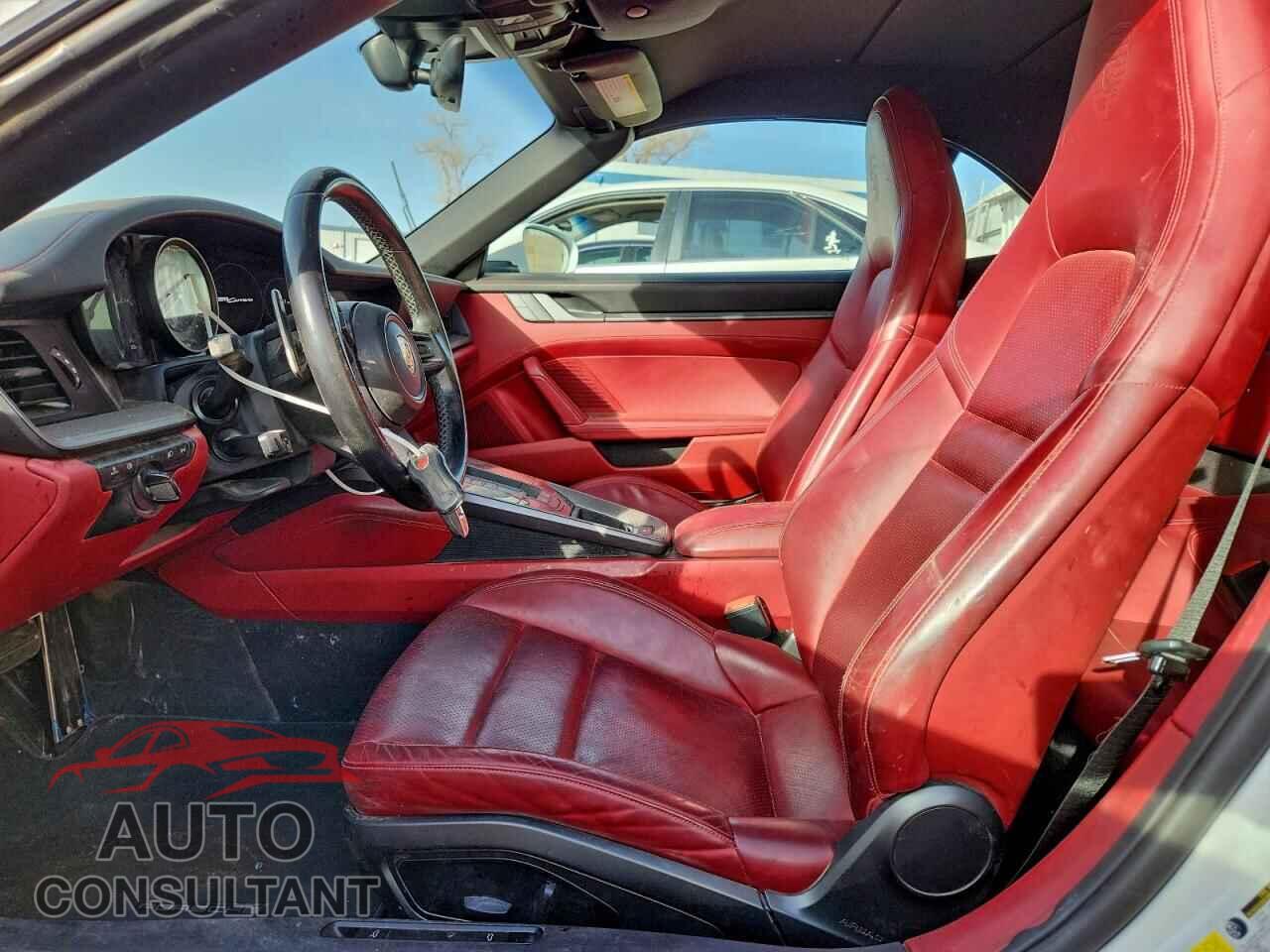 PORSCHE 911 2023 - WP0CA2A91PS238232