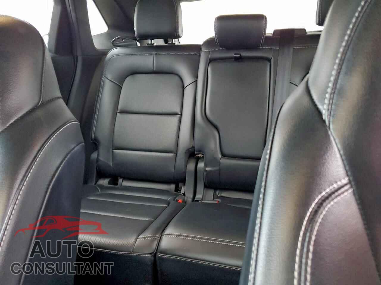 FORD ESCAPE 2020 - 1FMCU0H69LUA72964