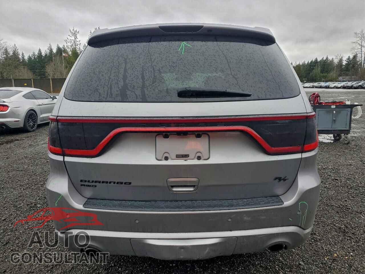 DODGE DURANGO 2015 - 1C4SDJCT4FC861083