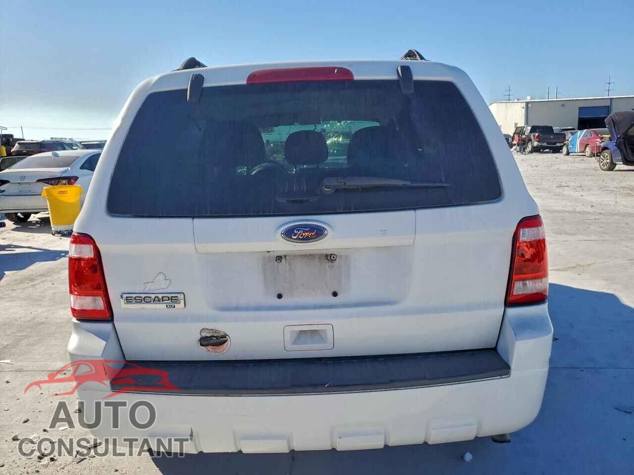 FORD ESCAPE 2011 - 1FMCU9D71BKC38150