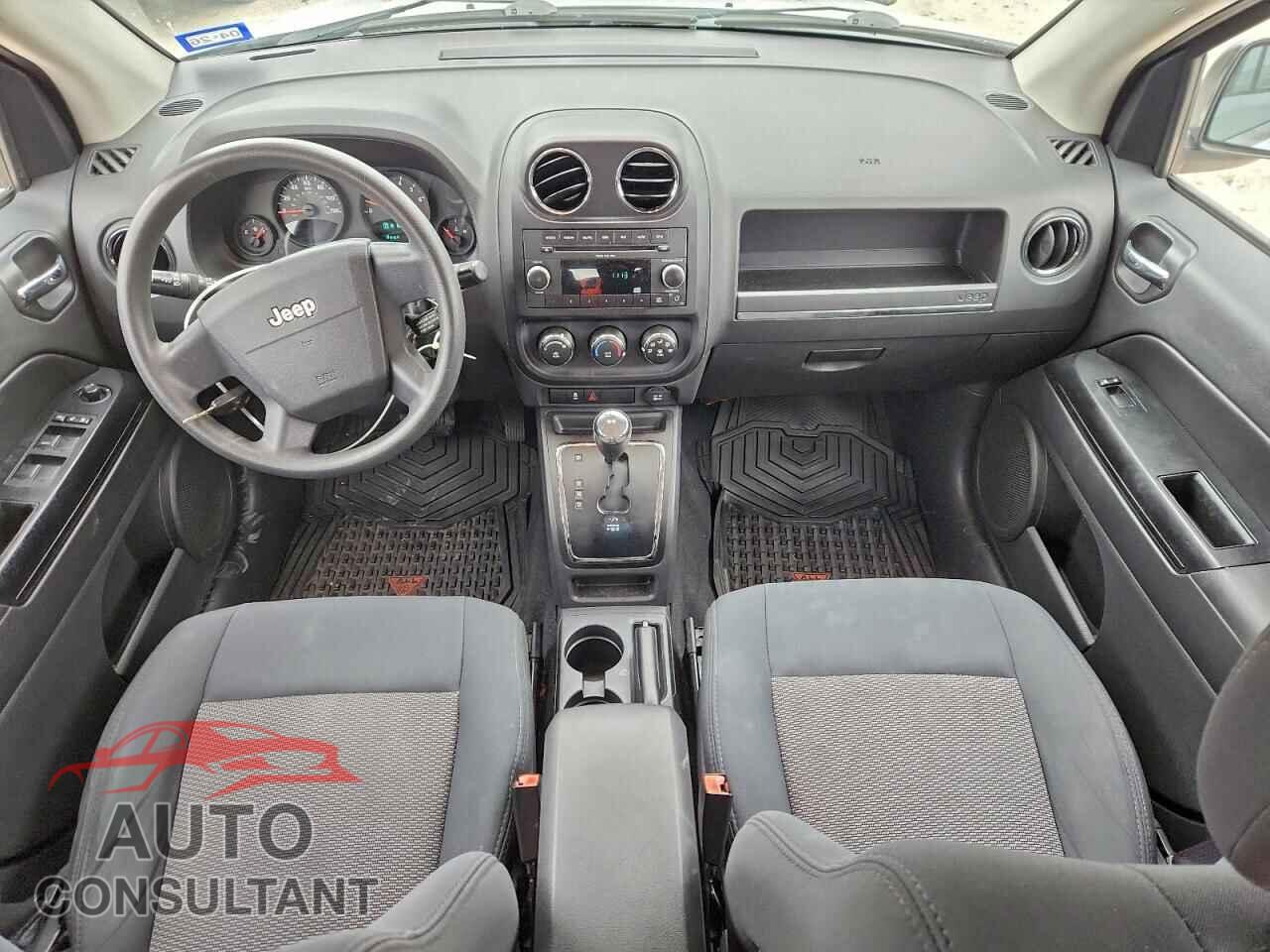JEEP COMPASS 2010 - 1J4NF4FB3AD649476
