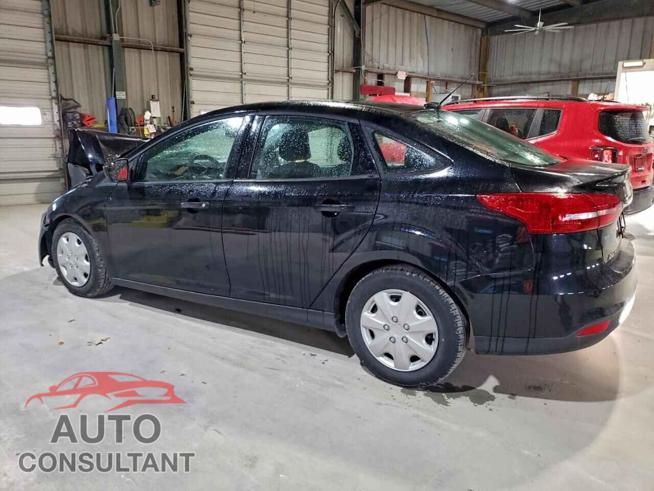 FORD FOCUS 2018 - 1FADP3E2XJL322109
